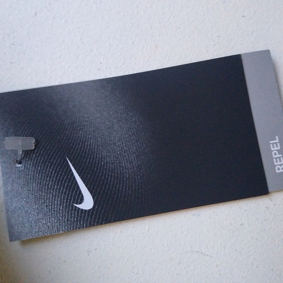 Nike Glow Diverge 9" Board Shorts Swim Trunks, Blues, Size Large - Picture 6 of 13